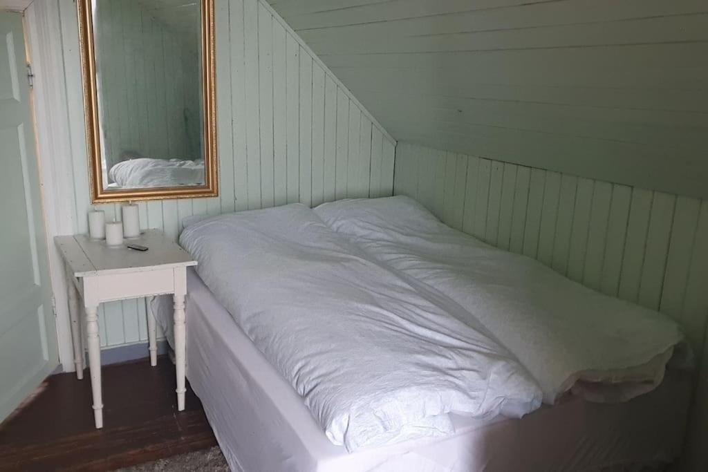 Hus Ved Sjoen 4 Soverom 10 Gjester Holiday home *